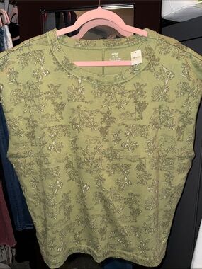 aerie Olive Green Floral Embroidered Muscle Tee